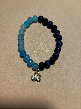 Blue swans 🦢 handcrafted bracelet by me